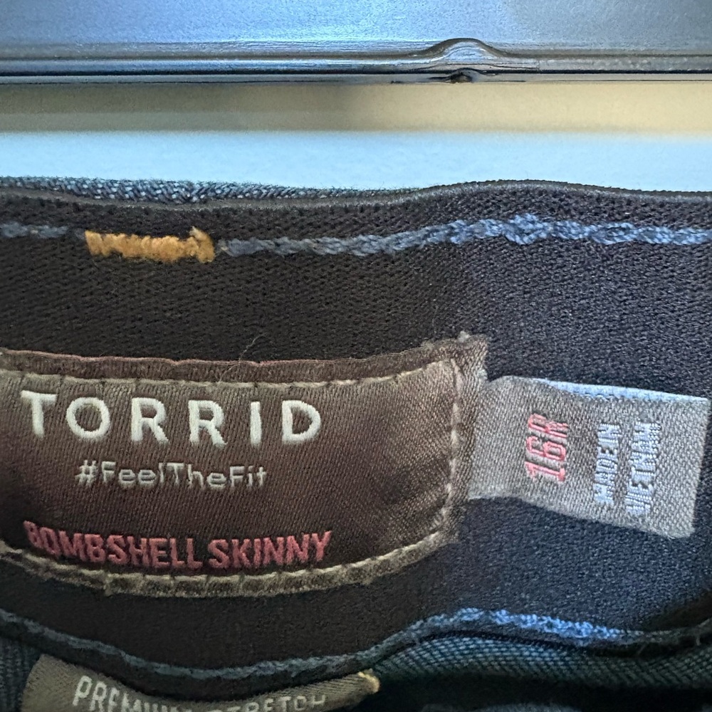Torrid skinny jeans